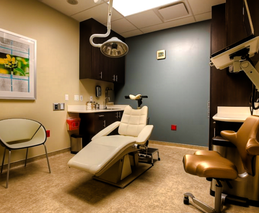 Dr gilbert office image 18